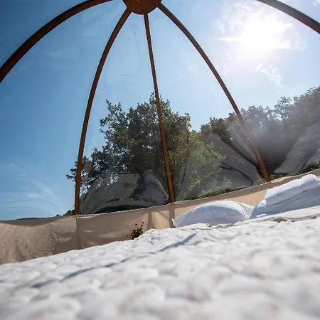 Rtanj,vrmdza,,hotel Sa Hiljadu Zvezdica