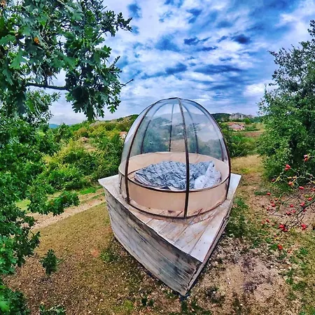 Роскошный шатер Rtanj,vrmdza,,hotel Sa Hiljadu Zvezdica